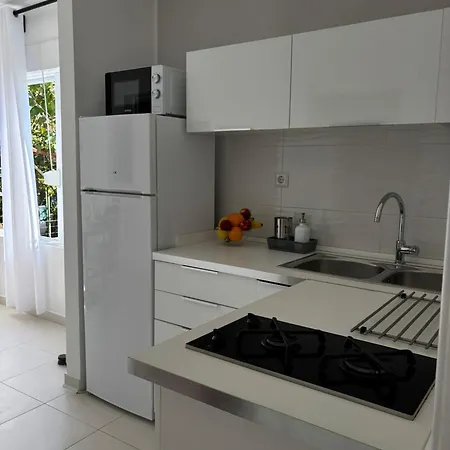 Апартаменты Hermes Ядрия